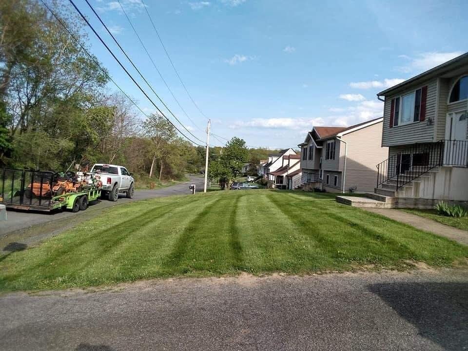 Neighborhood Lawn Care by Greenscapes Property Management